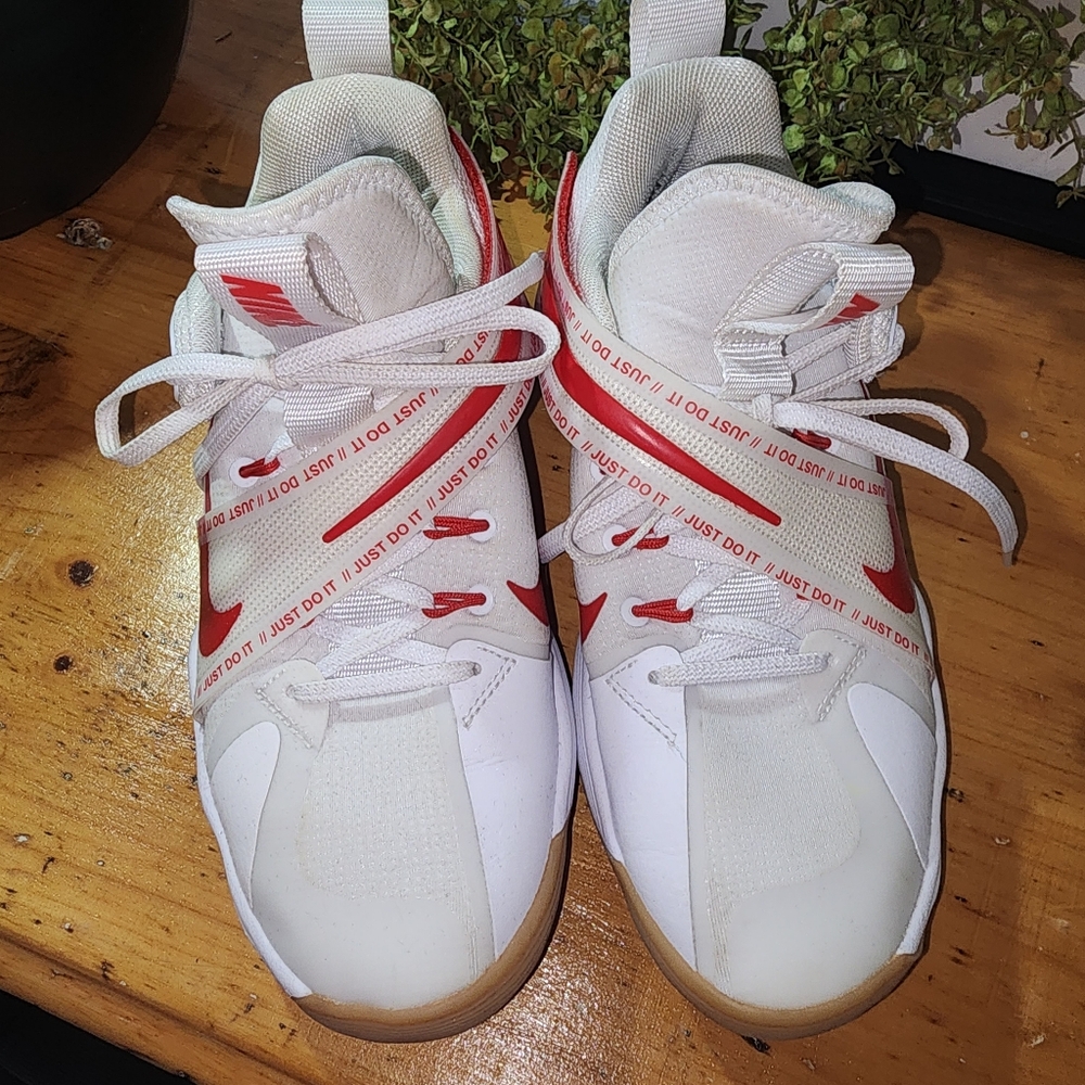 Nike Women's White and Red Shoes